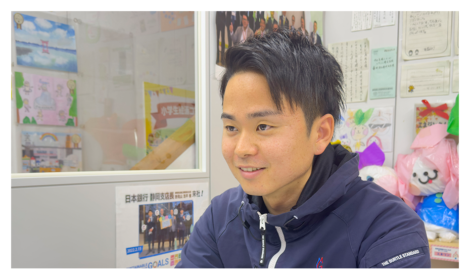 山田　士孔